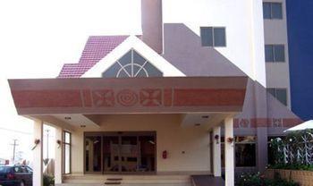 Crystal Rose Hostel Кумаси Екстериор снимка