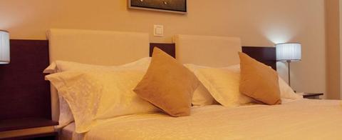 Crystal Rose Hostel Кумаси Екстериор снимка